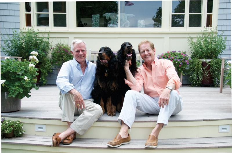 David Behnke and Paul Doherty with Chester and Cooper, their Gordon setters.