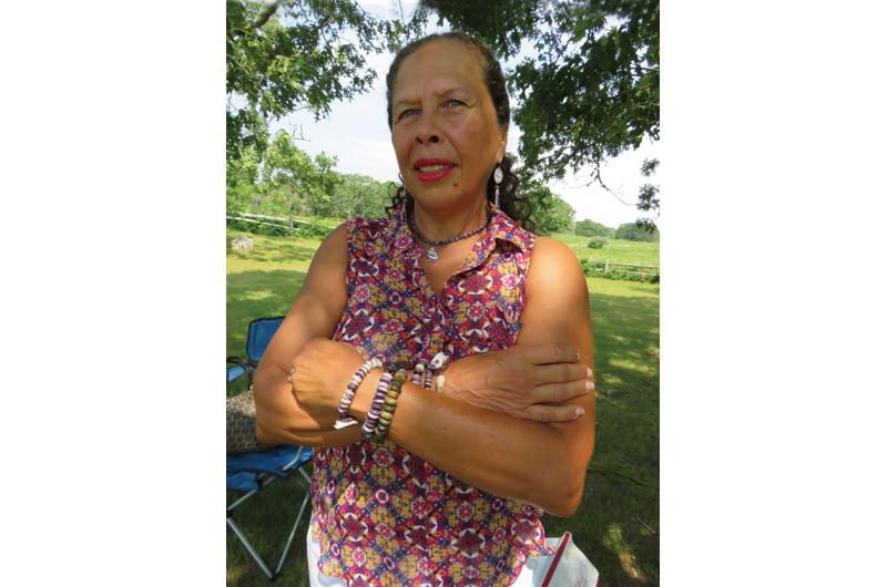 Margaret Gonsalves Oliveira (Social Butterfly).