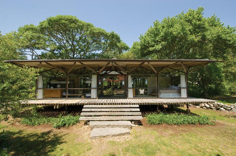 No, that’s not a mackerel trap, as some fishermen described it; it’s an iconic example of mid-century modern architecture.