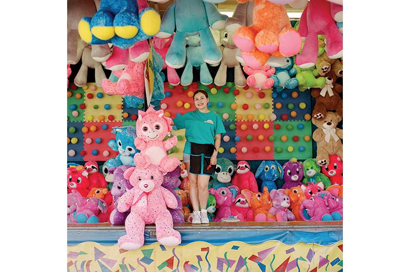 Farm animals not your thing? A pink sloth or orange elephant is just a balloon pop away.