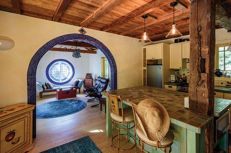 Yans incorporated both Italian and Japanese-inspired tiles into her design, as evidenced by the archway and kitchen countertops.