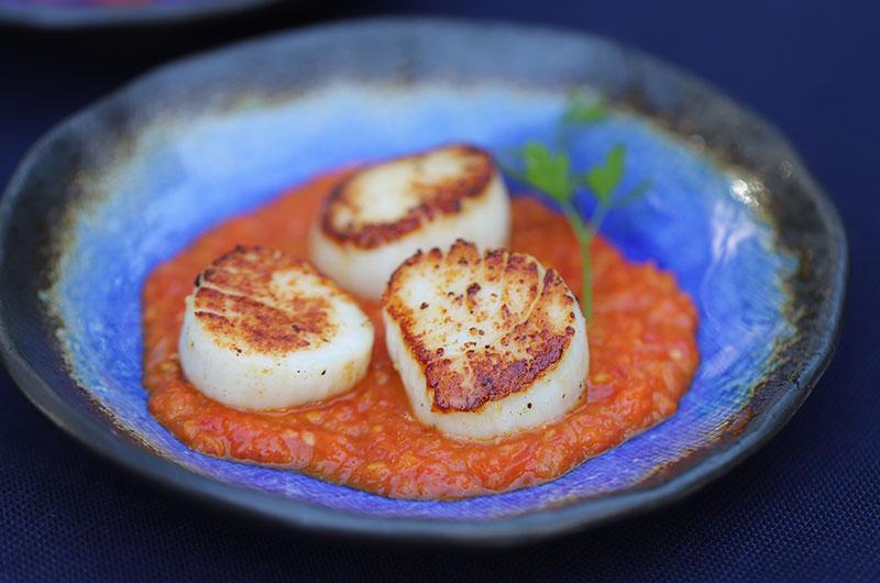 The original (summer) version uses fresh tomatoes.